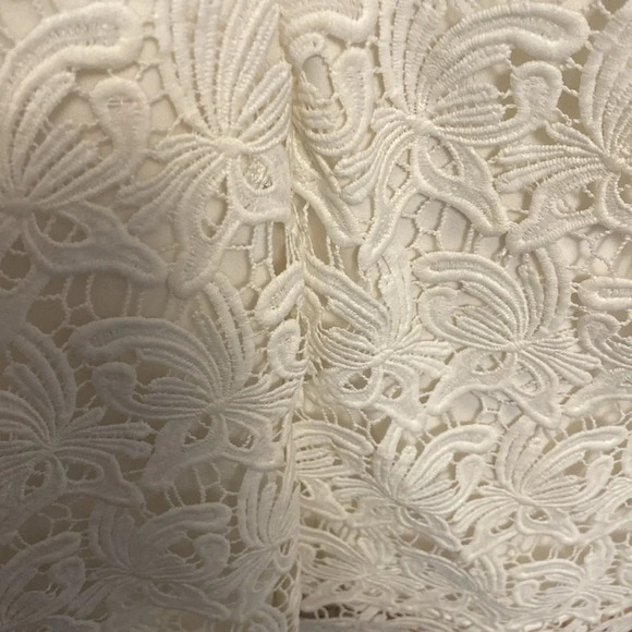 Women’s Forever 21 White Lace Dress  Sleeveless with Liner Size 1X - Picture 5 of 7